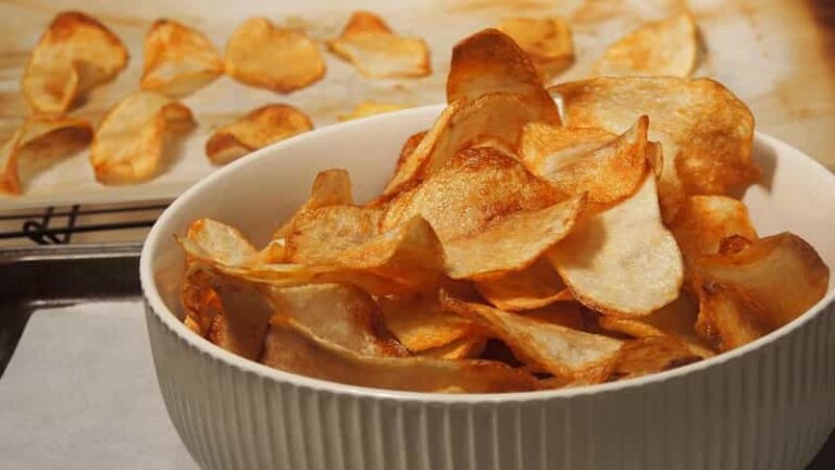 potato-chips-bad-for-teeth
