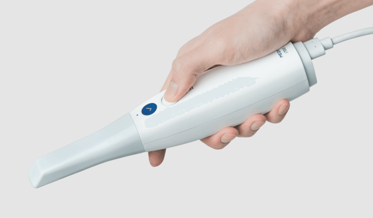 Intraoral 3D scanner